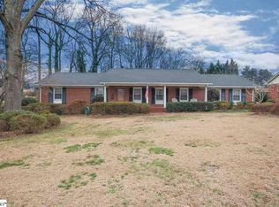 12 Wildaire Ln, Greenville, SC 29615