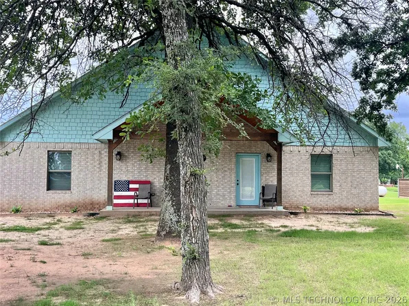 1722 Depot Pl, Kingston, OK 73439