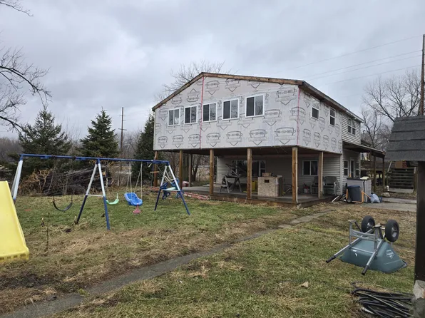 1158 S State Road 231, Hebron, IN 46341