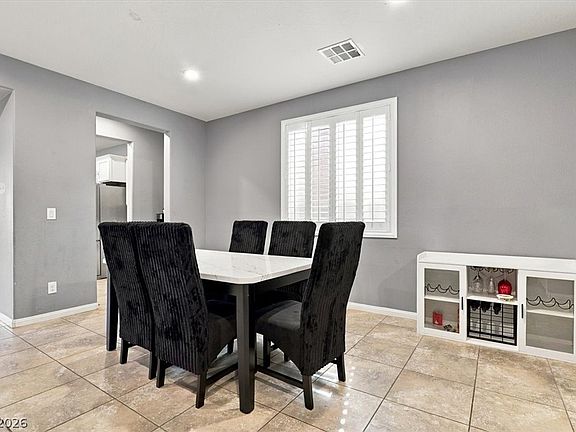 3rd image of 7653 Rosebark Cliffs St