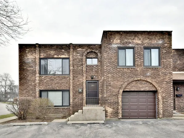 379 E Rimini Ct, Palatine, IL 60067