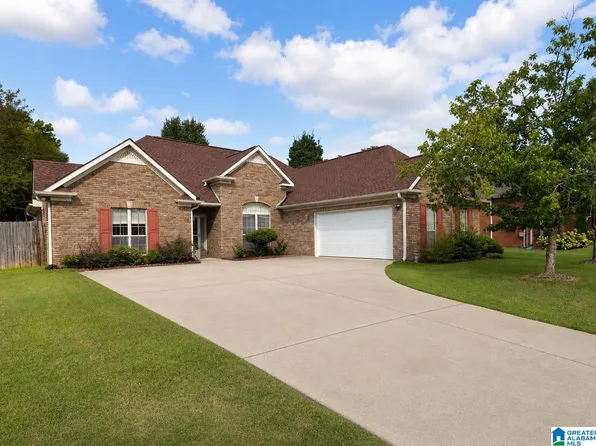 109 Hastings Ln, Maylene, AL 35114