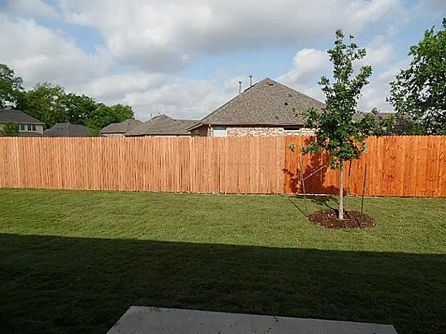 1304 Poplar Dr — Photo 8