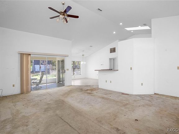 5th image of 4215 N Pink Poppy Dr