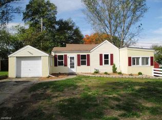 1211 S 13th St, Pekin, IL 61554