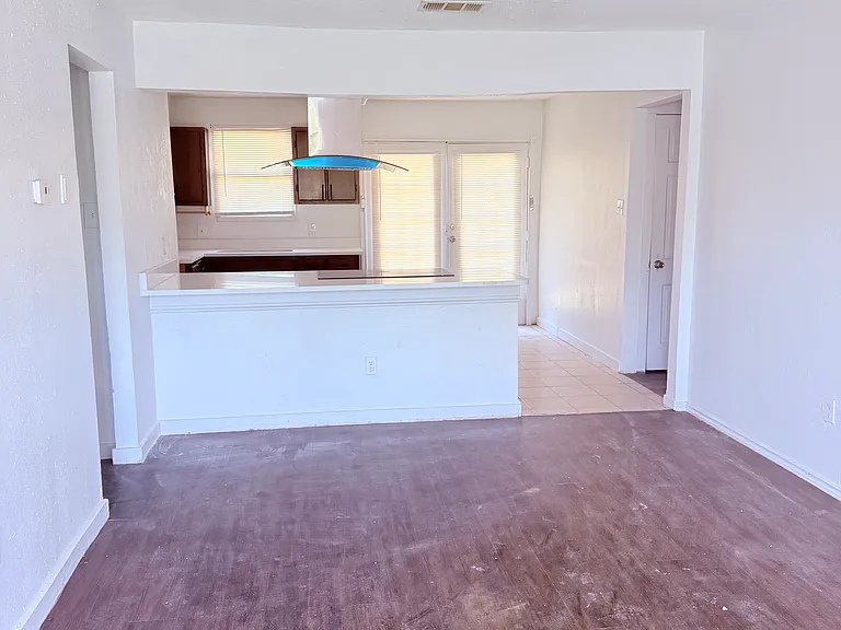 1445 Allegro Dr — Photo 2
