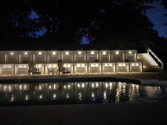 4th image of 111 Creek Dr