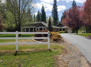 10105 N Genevieve Ln, Newman Lake, WA 99025