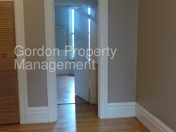 2nd image of 1373 Waller St