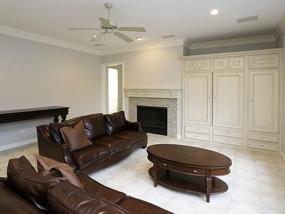 4th image of 13607 Winter Creek Ct