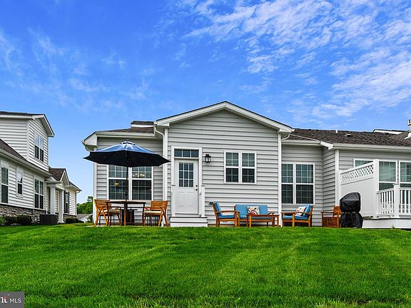 4th image of 253 Topside Dr #167