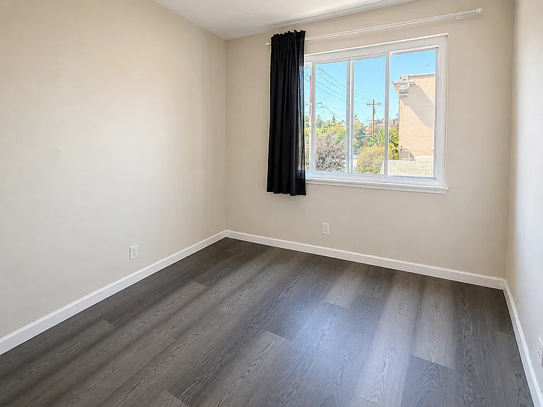 2199 Grant Street — Photo 14