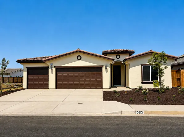 3813 Via Capitola, Madera, CA 93637