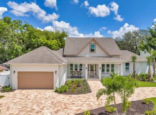 1300 Riverside Dr, Tarpon Springs, FL 34689