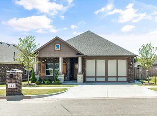 121 Ivory Dr, Yukon, OK 73099