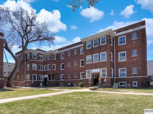 2315 Harney St APT 302, Omaha, NE 68102