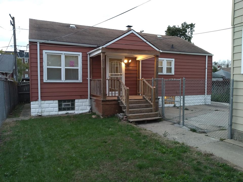 1st image of 568 Douglas Ave #3