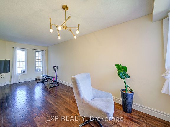 4th image of 3824 Allcroft Rd