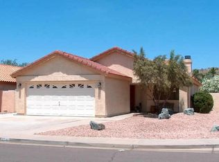 3742 S South Fork Dr, Phoenix, AZ 85044