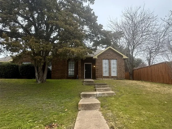 801 Woodridge Dr, Desoto, TX 75115
