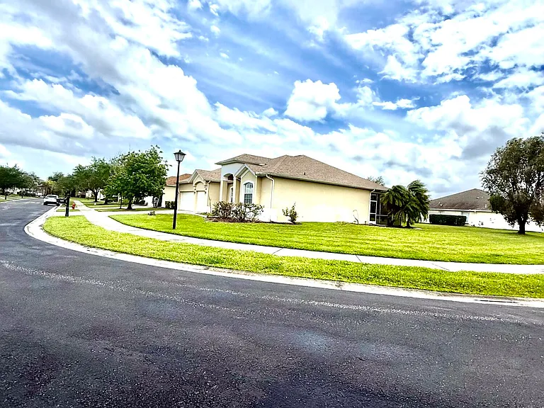 408 N Key Lime Sq SW — Photo 5