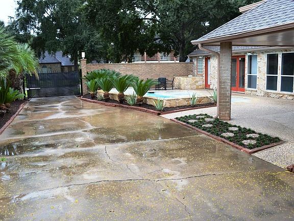 DRIVEWAY GATE WITH AUTO OPENER/POOL/FRONT ENTRY
