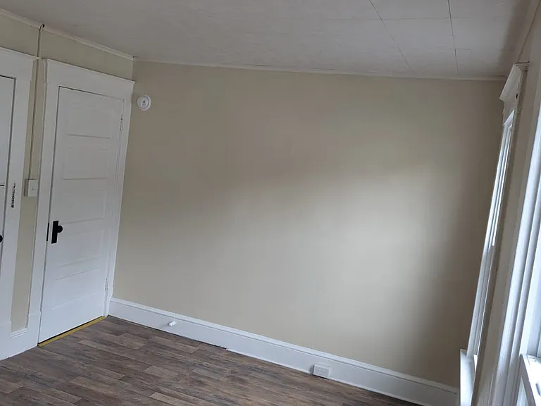 602 Ackley St — Photo 4