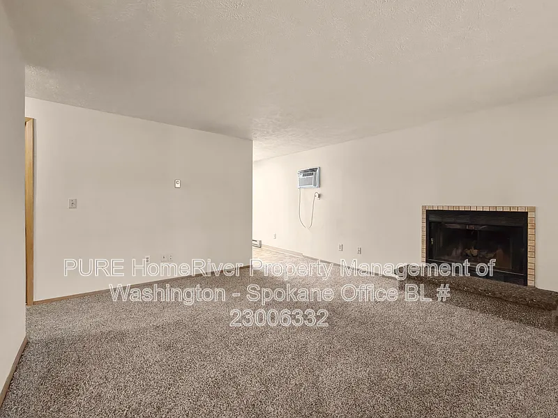 29 E Mayfair Ct #4