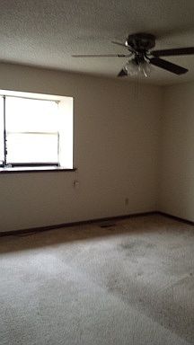 2nd image of 503 Cross Creek Rd APT C