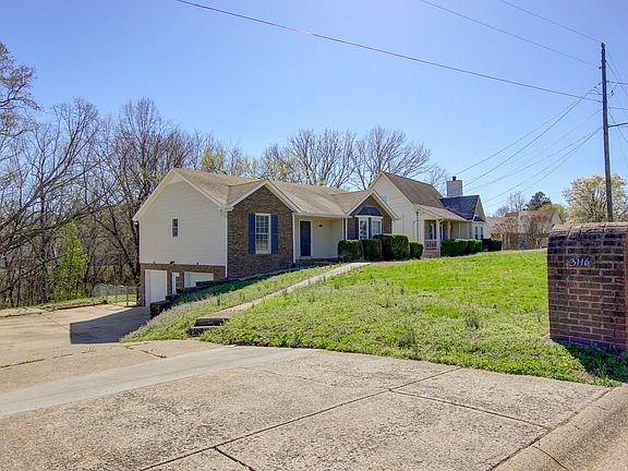 3rd image of 3116 Larson Ln