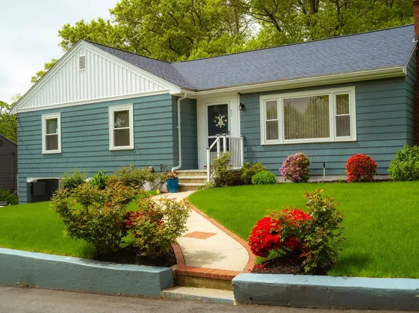 53 Craig St, Milton, MA 02186