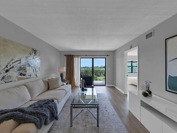 5th image of 1200 NW 80th Avenue #406