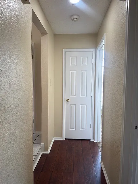 3 bed, 1516 sqft, $2,200 — Photo 2