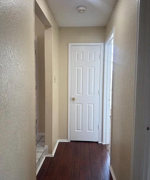 624 Beatty Dr — Photo 2