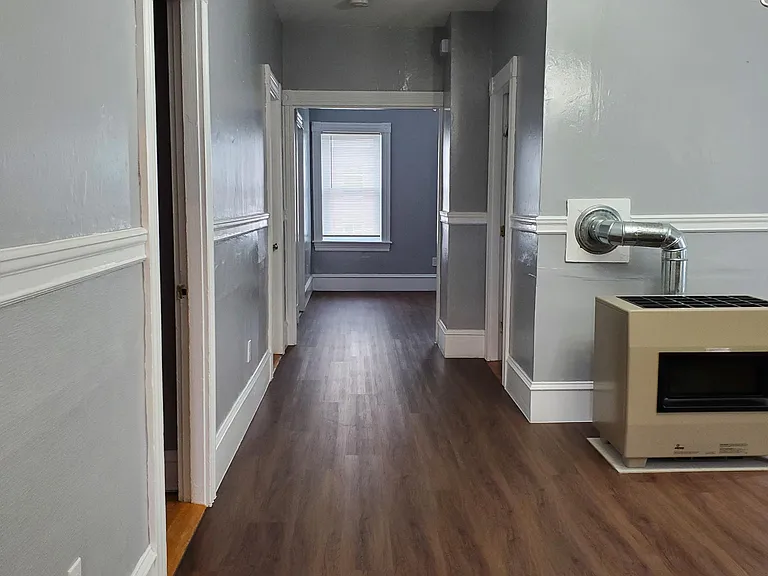 363 Osborn St — Photo 1