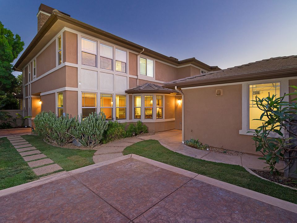 1st image of 15748 Paseo Del Sur
