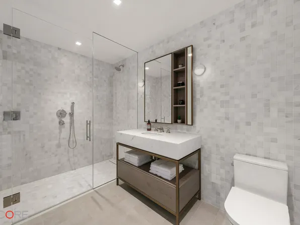 310 East 86th Street image 12 of 21