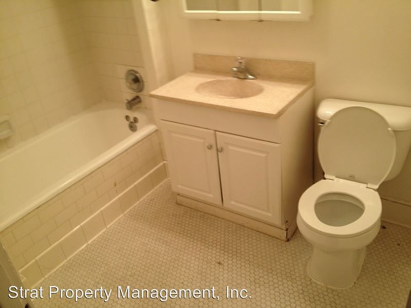1st image of 3927 1/2 4th Ave