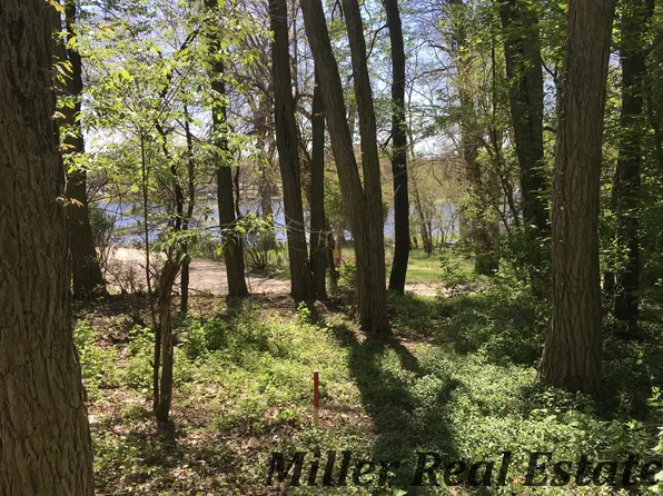V L Iroquois Trl, Hastings, MI 49058