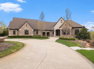 659 Foxwood Trail Ct, Rochester, MI 48306