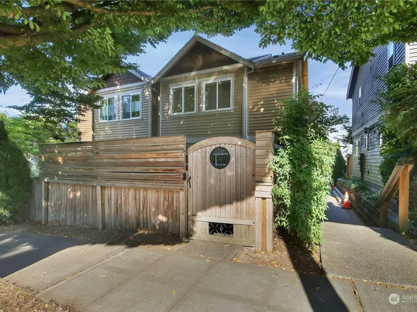 9432 35th Avenue SW #B, Seattle, WA 98126