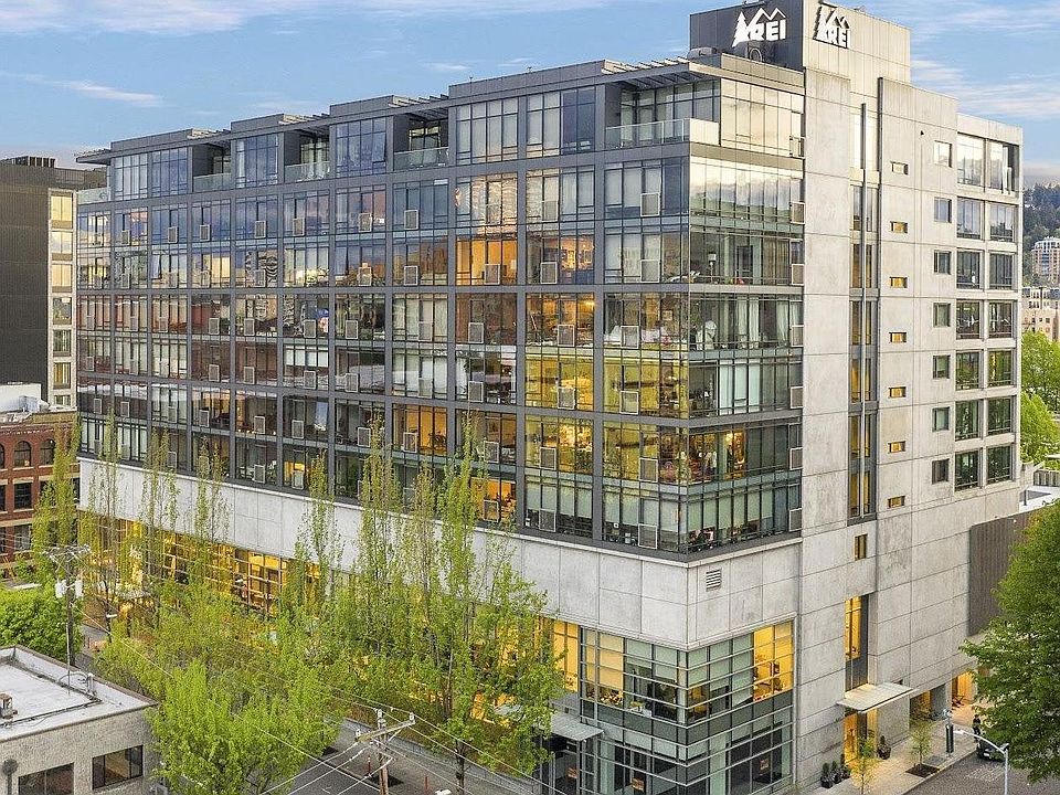 The Edge Lofts