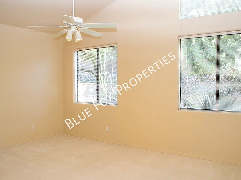 4131 E Hawks Wing Dr — Photo 16