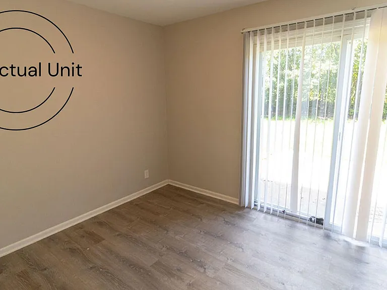 7220 N Moberly Dr #B — Photo 6