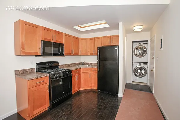 Rented by Corcoran | media 15