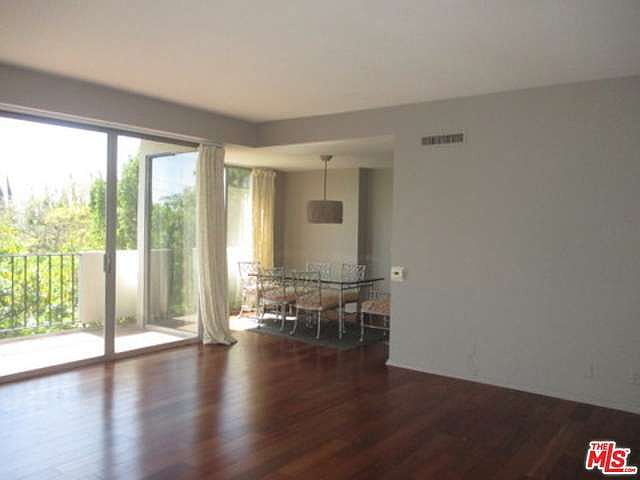 1st image of 818 N Doheny Dr APT 308