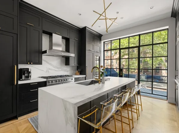 21 Claremont Park, Boston, MA 02118