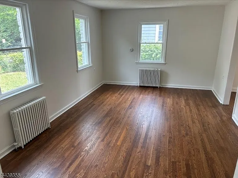 31 Garden St — Photo 5