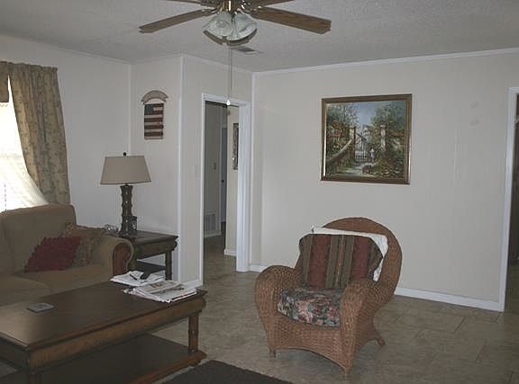 4th image of 3968 Hidden Oak Dr