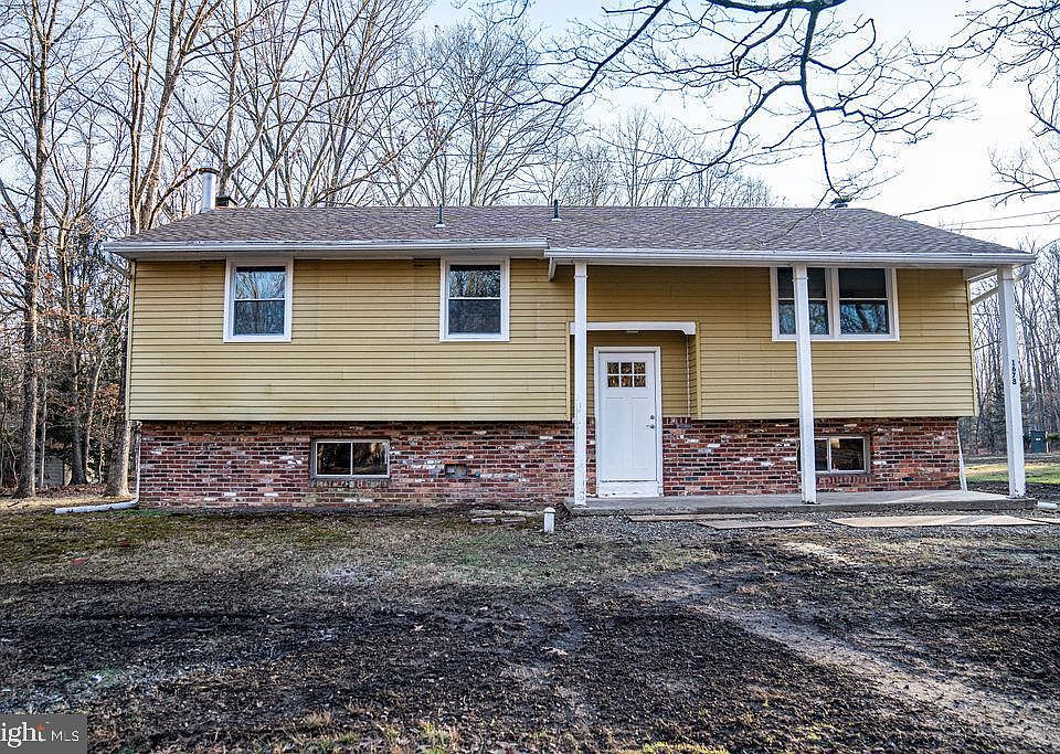 1st image of 1678 Grant Ave